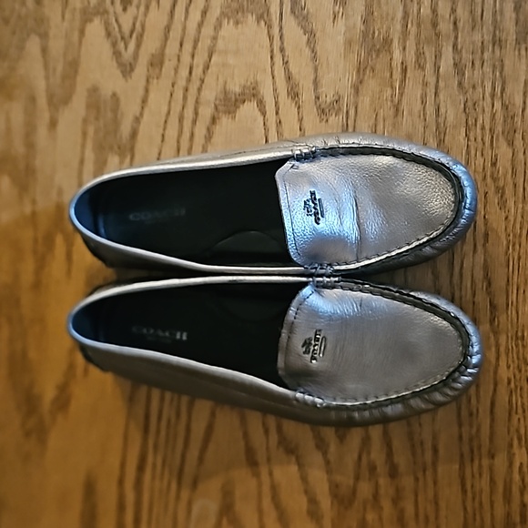 Coach Amber Pebbled Leather Driving loafers shoes Metallic Pewter Woman's 7.5B - Picture 6 of 11